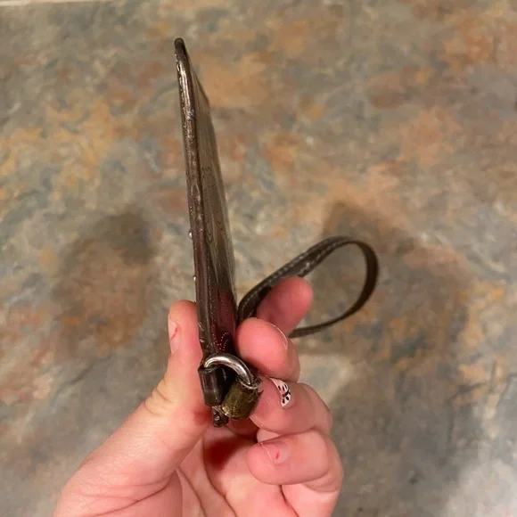 MICHAEL KORS Silver Metallic Wristlet, EUC - Picture 7 of 11